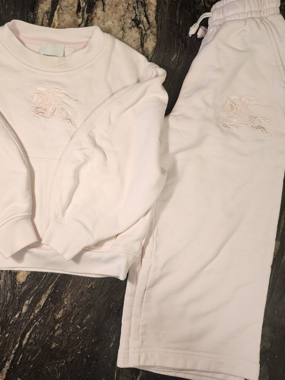 Burberry sweat pants and sweater set kids girls size 6 pink cotton size 6